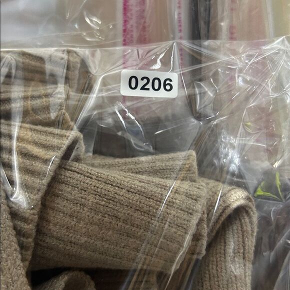 Pink Lily Sweater - Picture 7 of 7